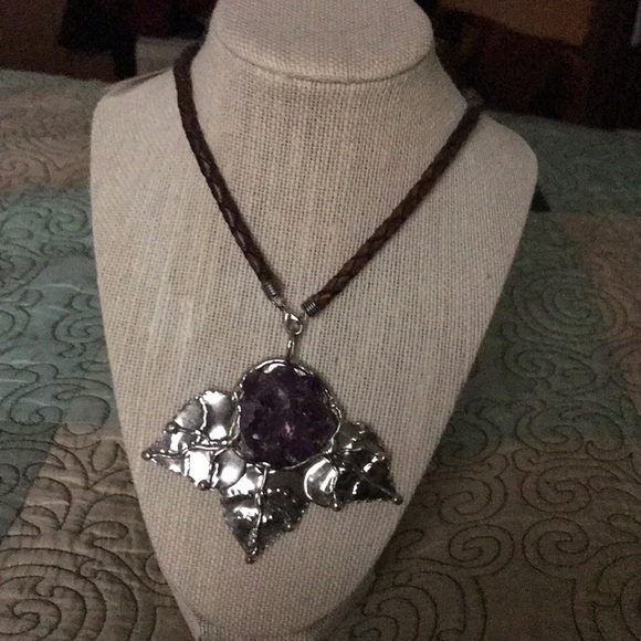 Artsy Quartz Necklace ! - Picture 3 of 3